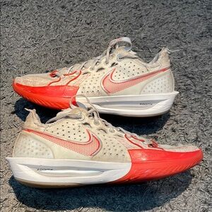 Nike gt.3 cut